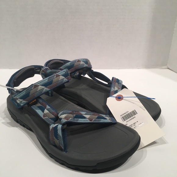 teva hurricane boomerang